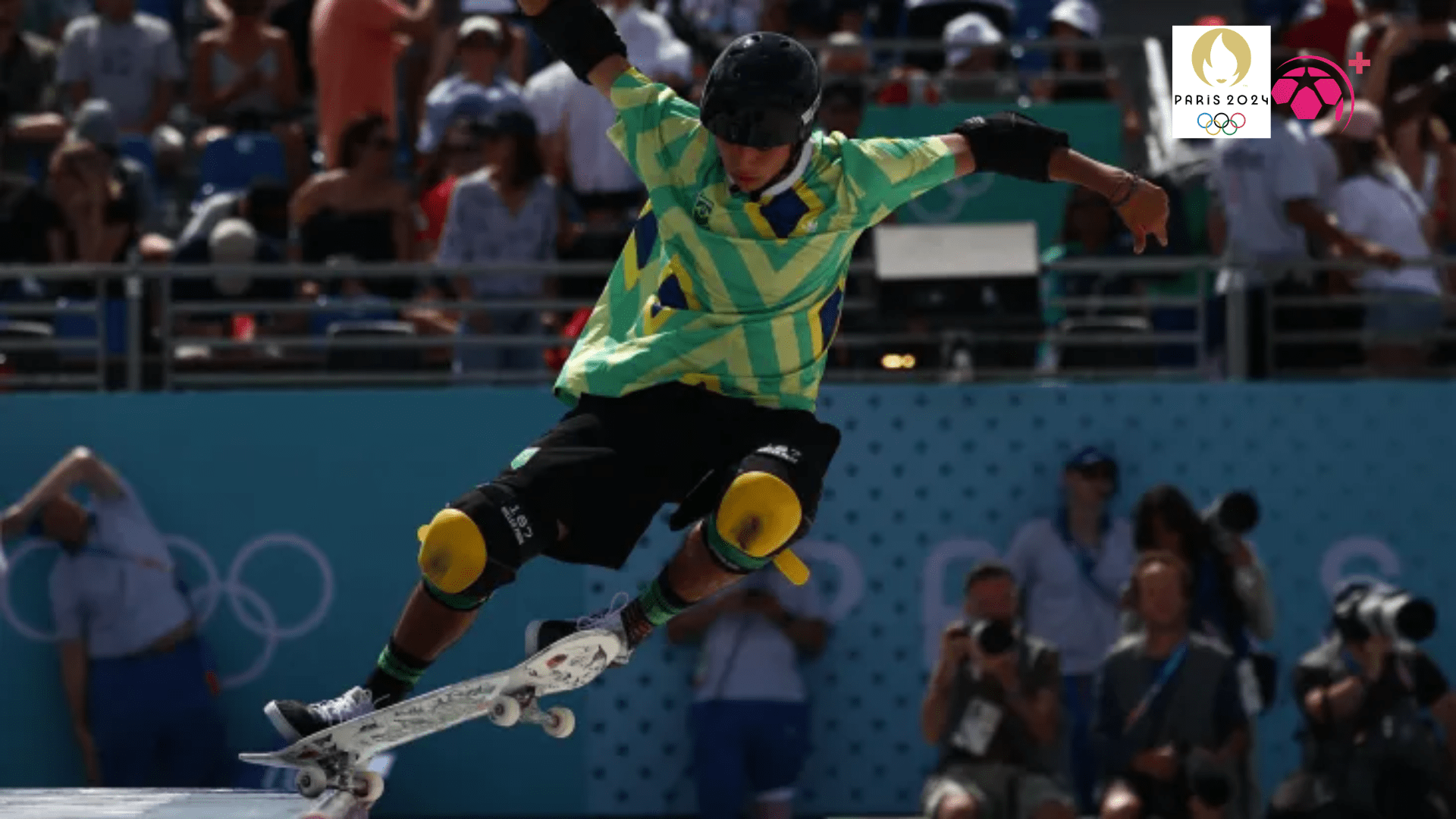 Augusto Akio conquista bronze no skate park em Paris 2024